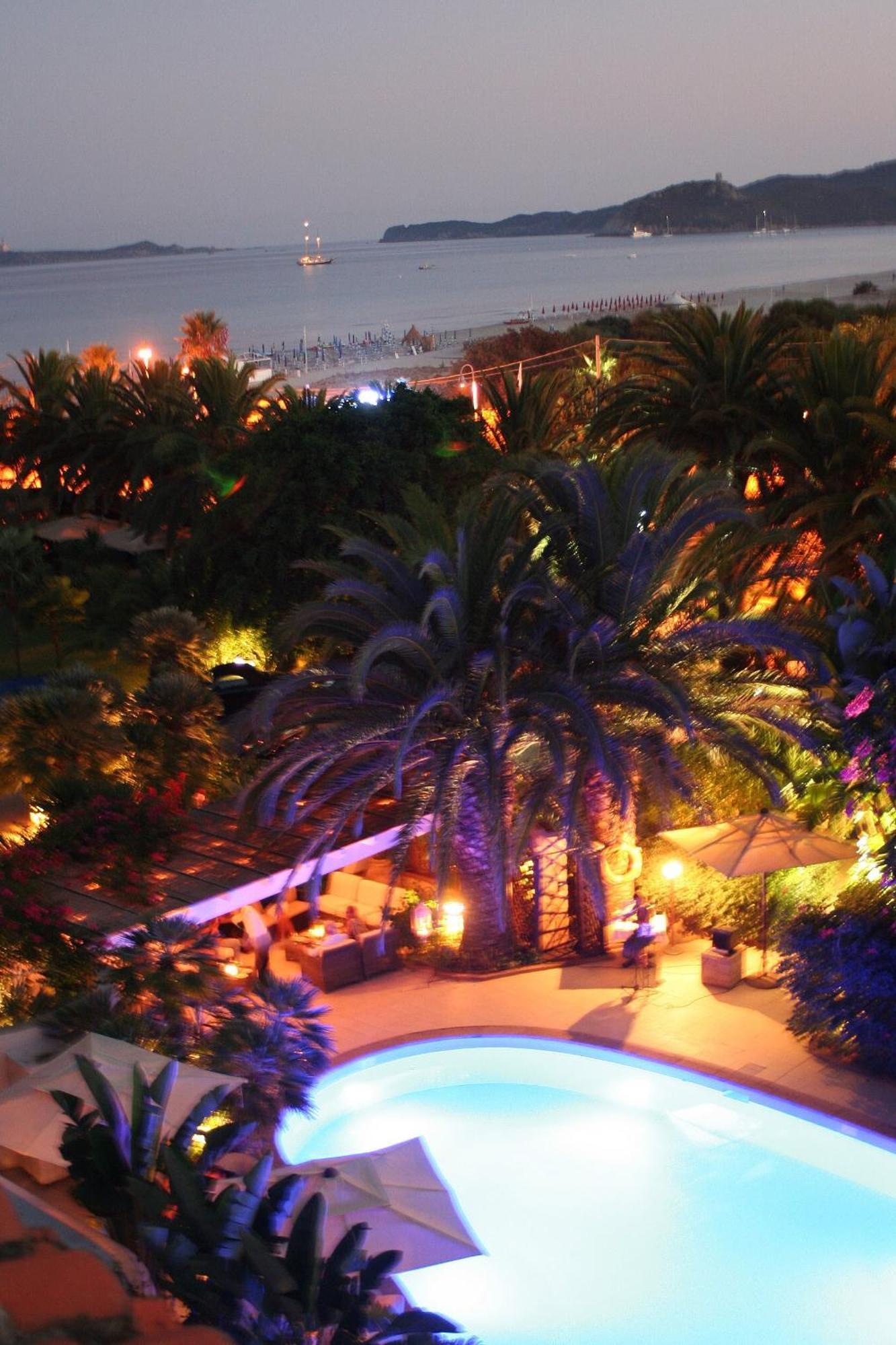 Hotel Simius Playa Villasimius Bagian luar foto